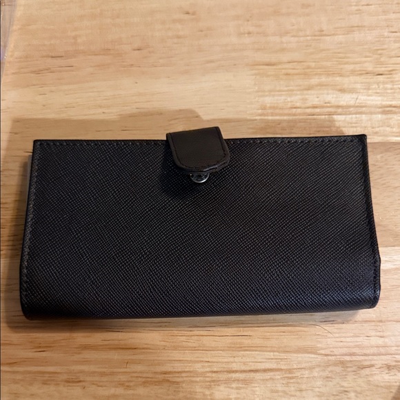 oak leather Handbags - Oak Leathers checkbook wallet in the color Rootbeer.